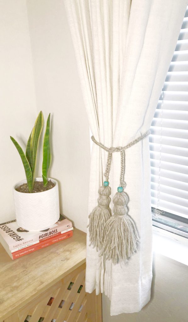 How to make curtain tie-backs