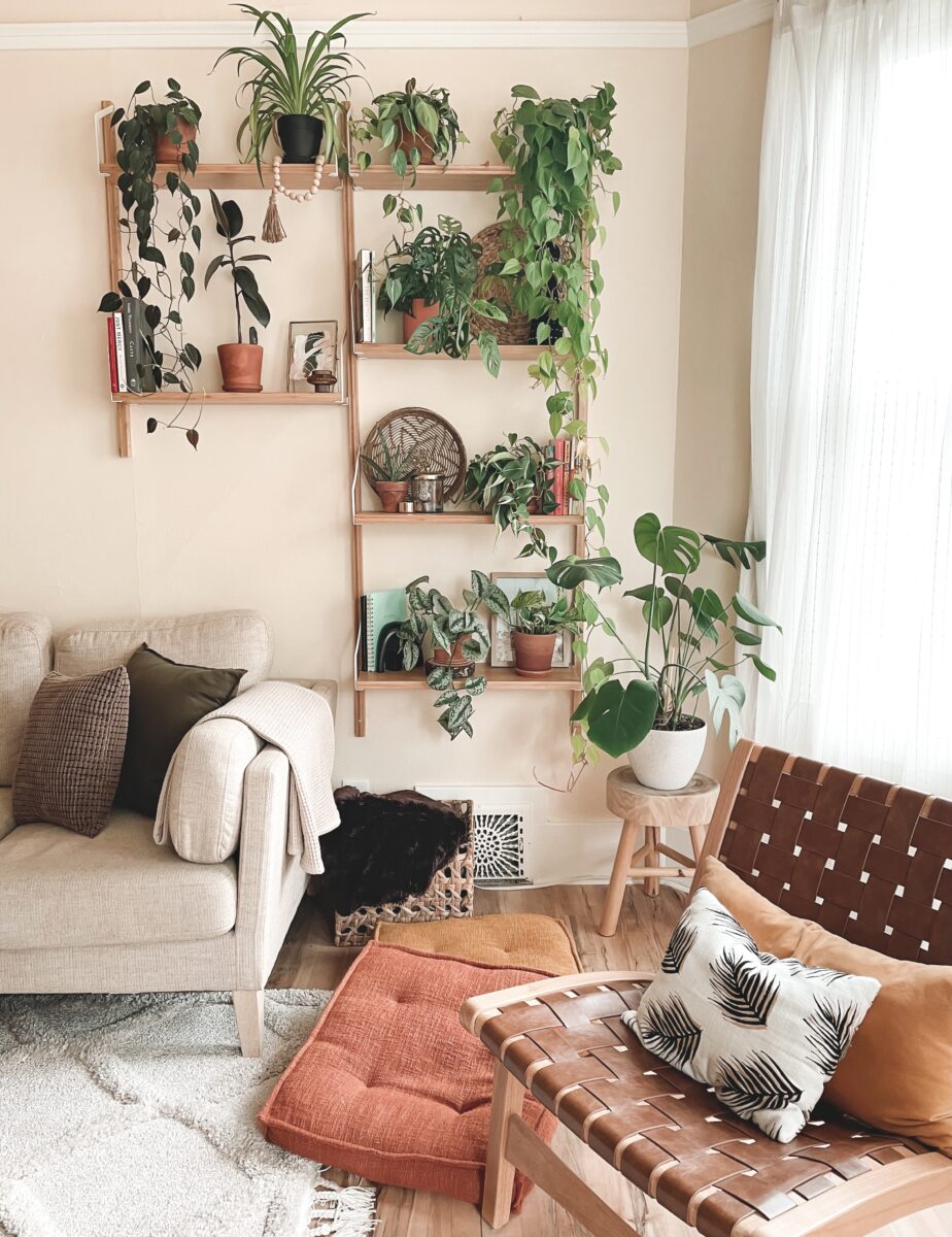 Living Room Update: Ikea Svalnas Shelving