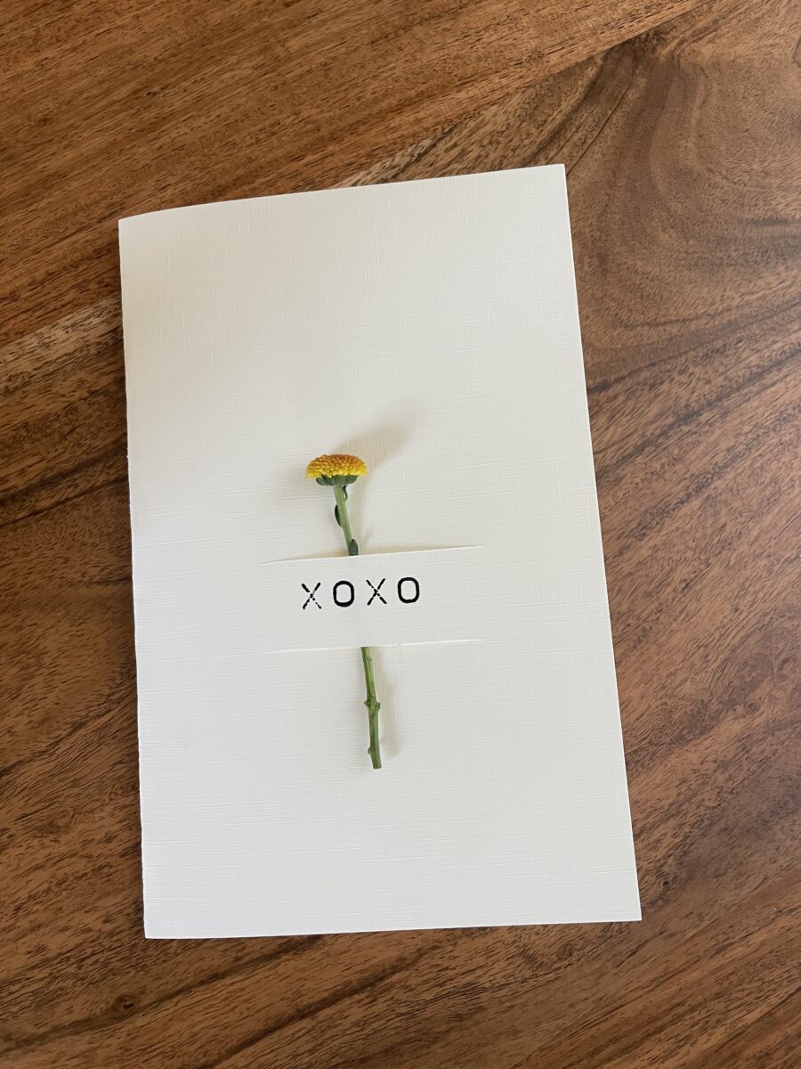 DIY Greeting Card with Dried Flowers (Stamped + Personalized)